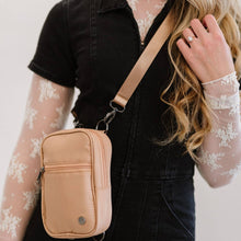 Load image into Gallery viewer, Convertible Multi-Wear Travel Crossbody