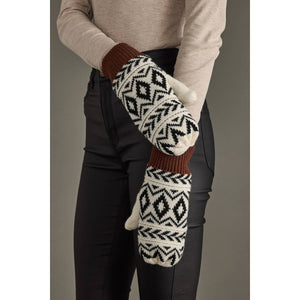 Patterned Mittens