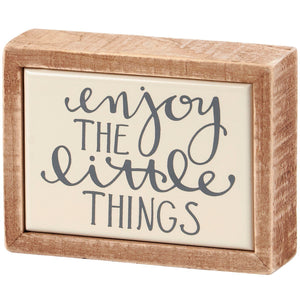 Little Things Box Sign