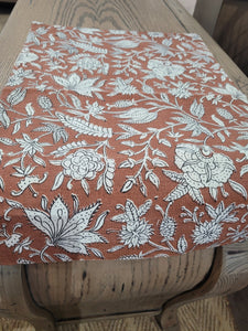 Spice Garden Table Runner