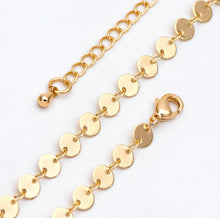 Load image into Gallery viewer, Beckett Gold Disc Chain Bracelet
