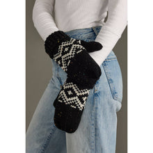 Load image into Gallery viewer, Patterned Mittens
