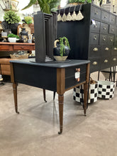 Load image into Gallery viewer, End Table
