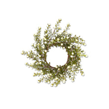 Load image into Gallery viewer, Glittered Snowy Berry Leaf Candle Ring
