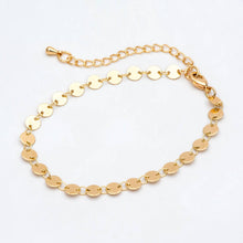 Load image into Gallery viewer, Beckett Gold Disc Chain Bracelet
