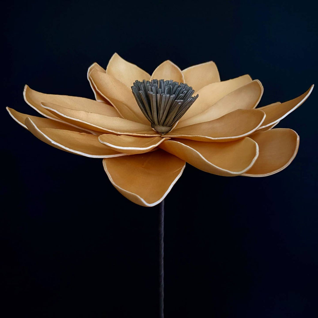 Ecru Flower Pick