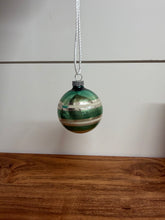 Load image into Gallery viewer, Shiny Brite Ornaments
