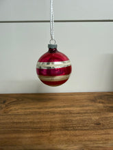 Load image into Gallery viewer, Shiny Brite Ornaments
