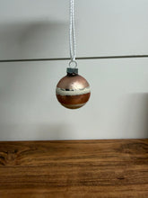 Load image into Gallery viewer, Shiny Brite Ornaments
