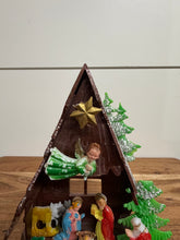Load image into Gallery viewer, Plastic Nativity Manger
