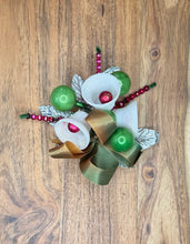 Load image into Gallery viewer, Christmas Corsage
