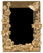 Load image into Gallery viewer, Butterfly &amp; Flower Picture Frame
