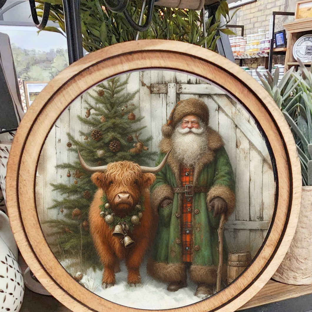 Round Highland with Santa Wall Art