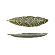 Load image into Gallery viewer, Stoneware Leaf Shaped Plate
